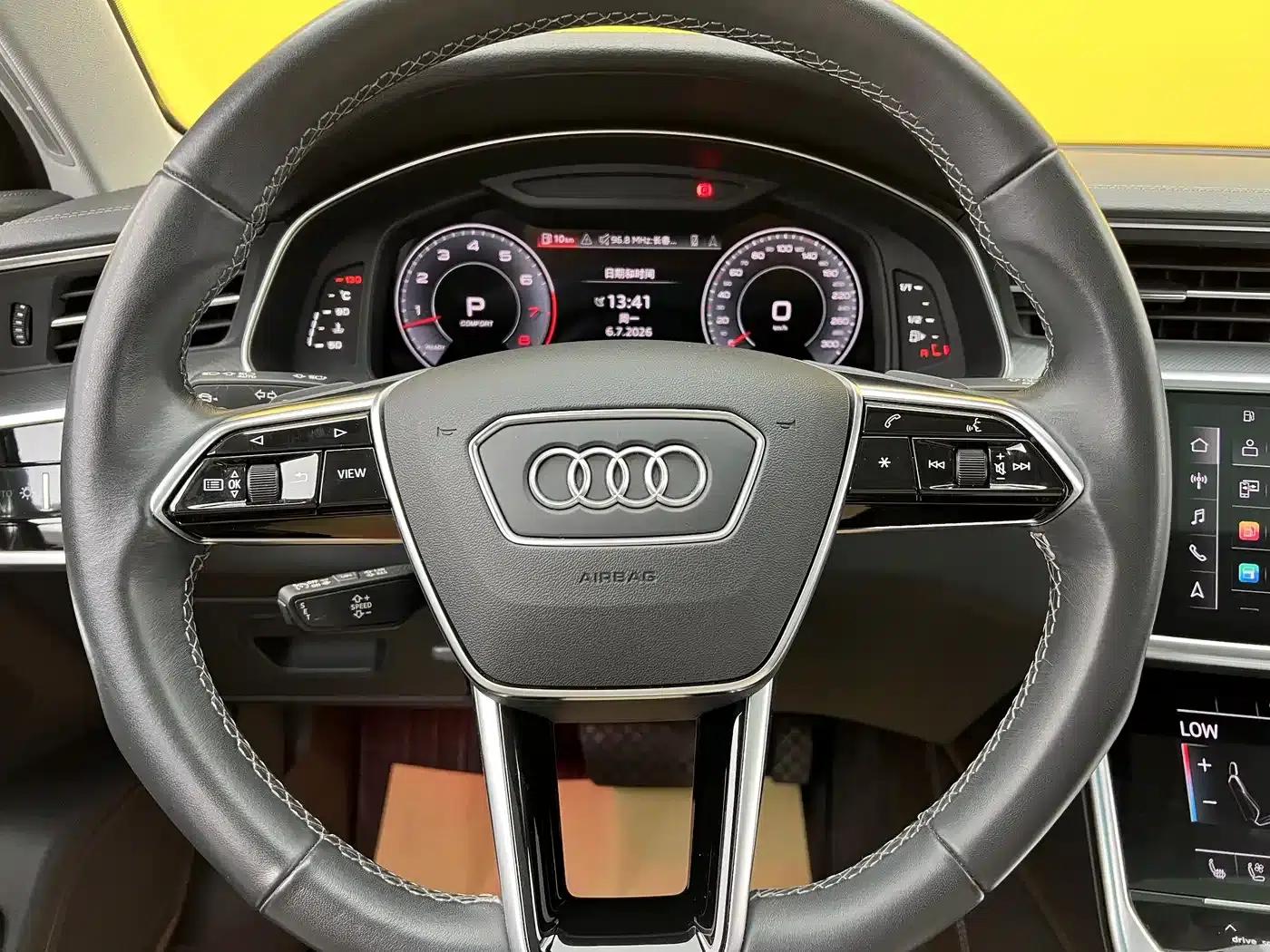 2023 Audi A6 Imported Allroad Quattro 55 TFSI Premium Off-Road Model — миниатюра 8