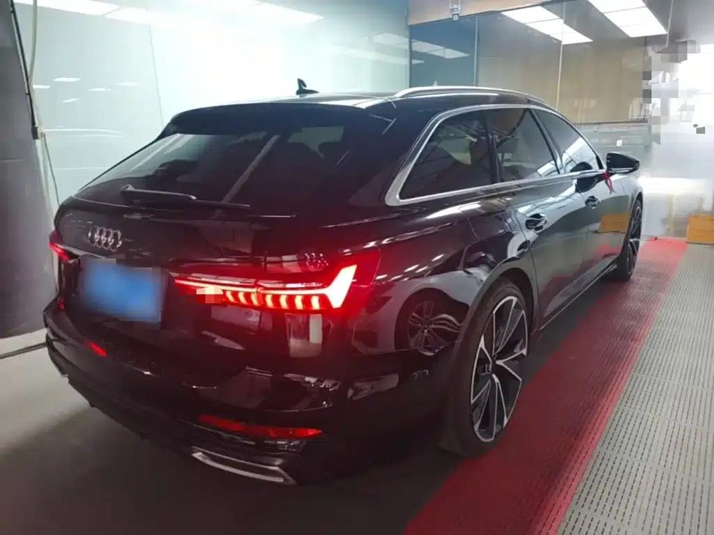2021 Audi A6 Imported Model Avant 45 TFSI Dynamic Edition — миниатюра 7