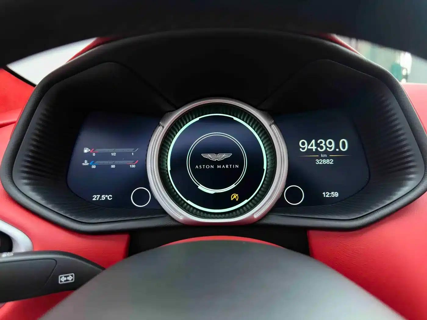 Aston Martin DB11 2020 4.0T V8 Volante — миниатюра 21