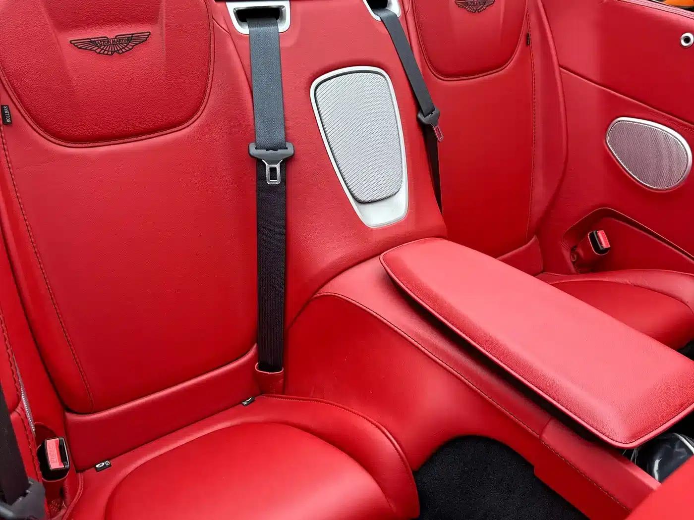 Aston Martin DB11 2020 4.0T V8 Volante — миниатюра 27