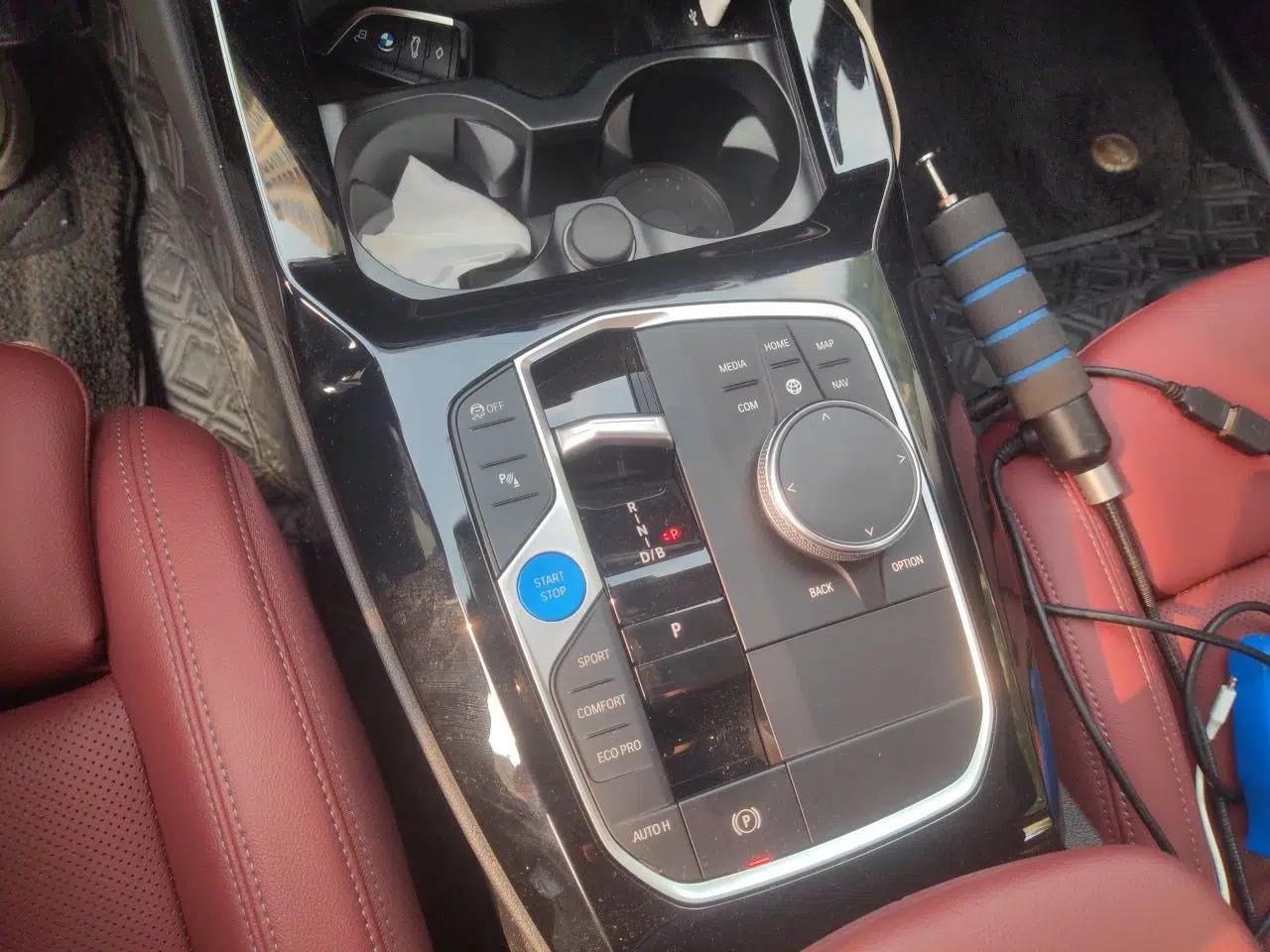 BMW iX3 2023 Leading Model — миниатюра 14