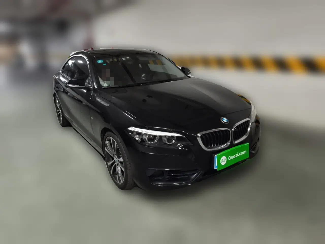 BMW 2 Series 2018 220i Sport Design Package — миниатюра 3