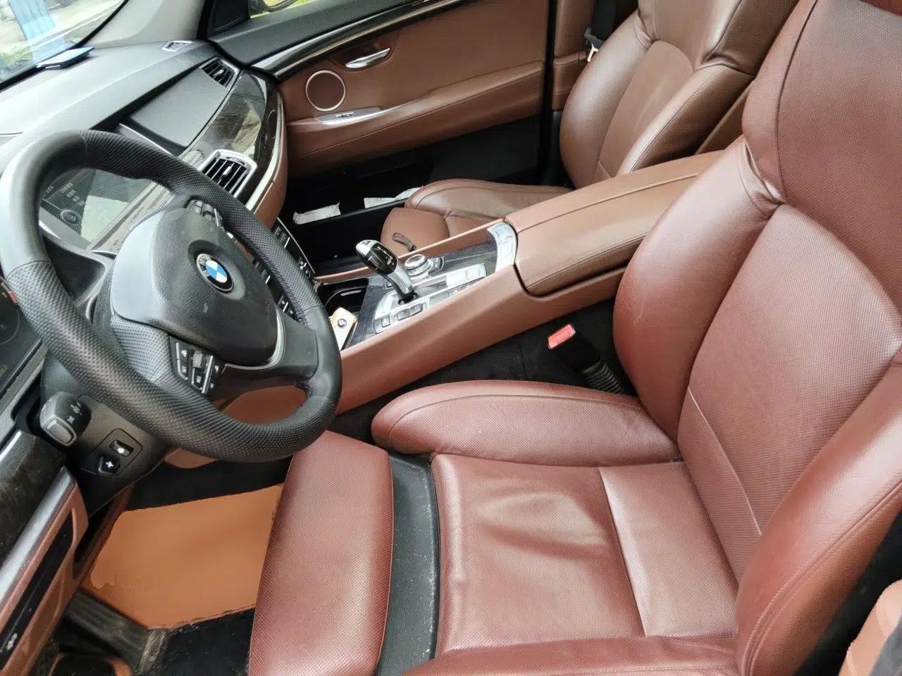 BMW 5 Series GT 2011 535i xDrive Luxury Edition — миниатюра 15