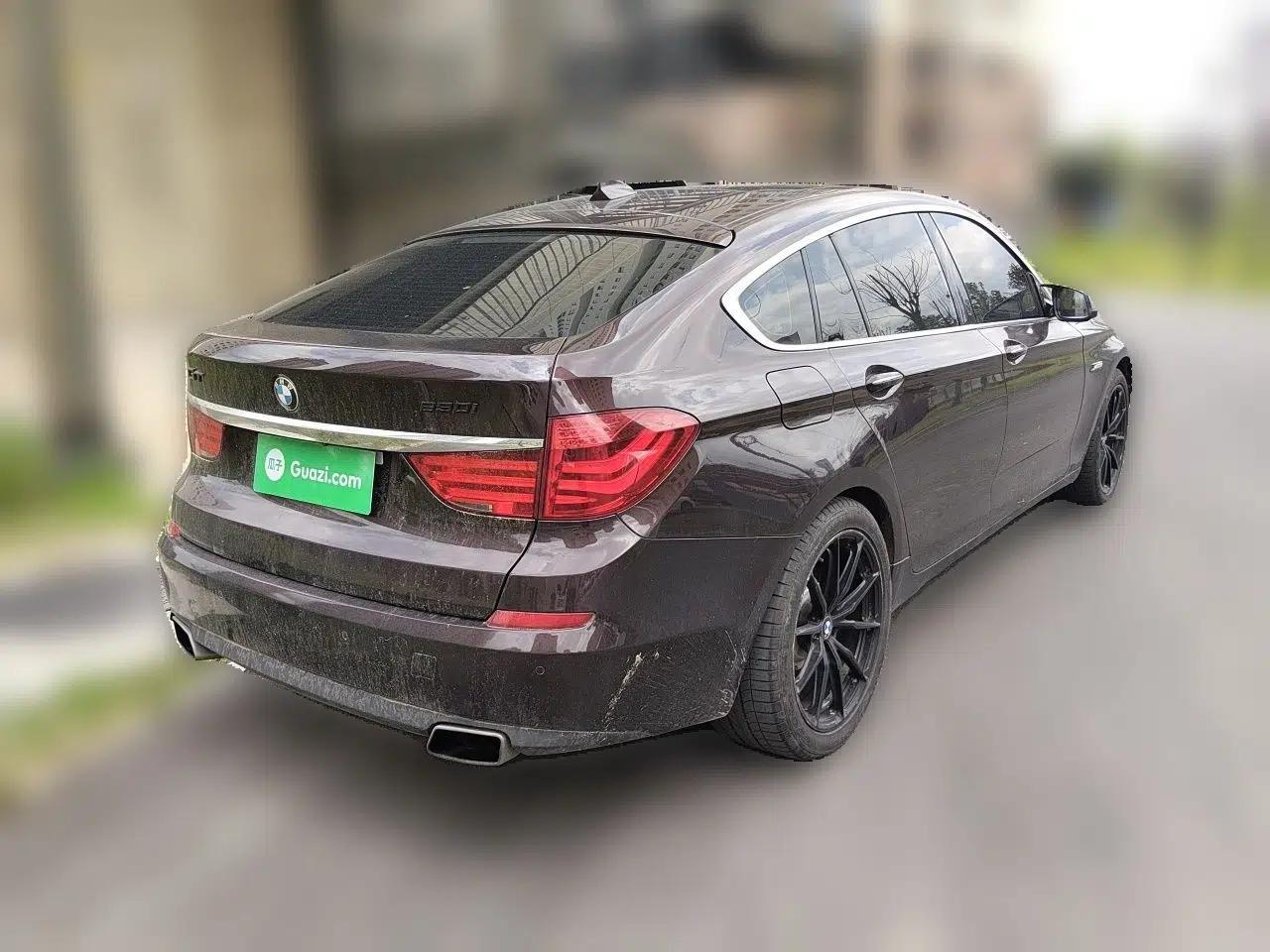 BMW 5 Series GT 2011 535i xDrive Luxury Edition — миниатюра 6