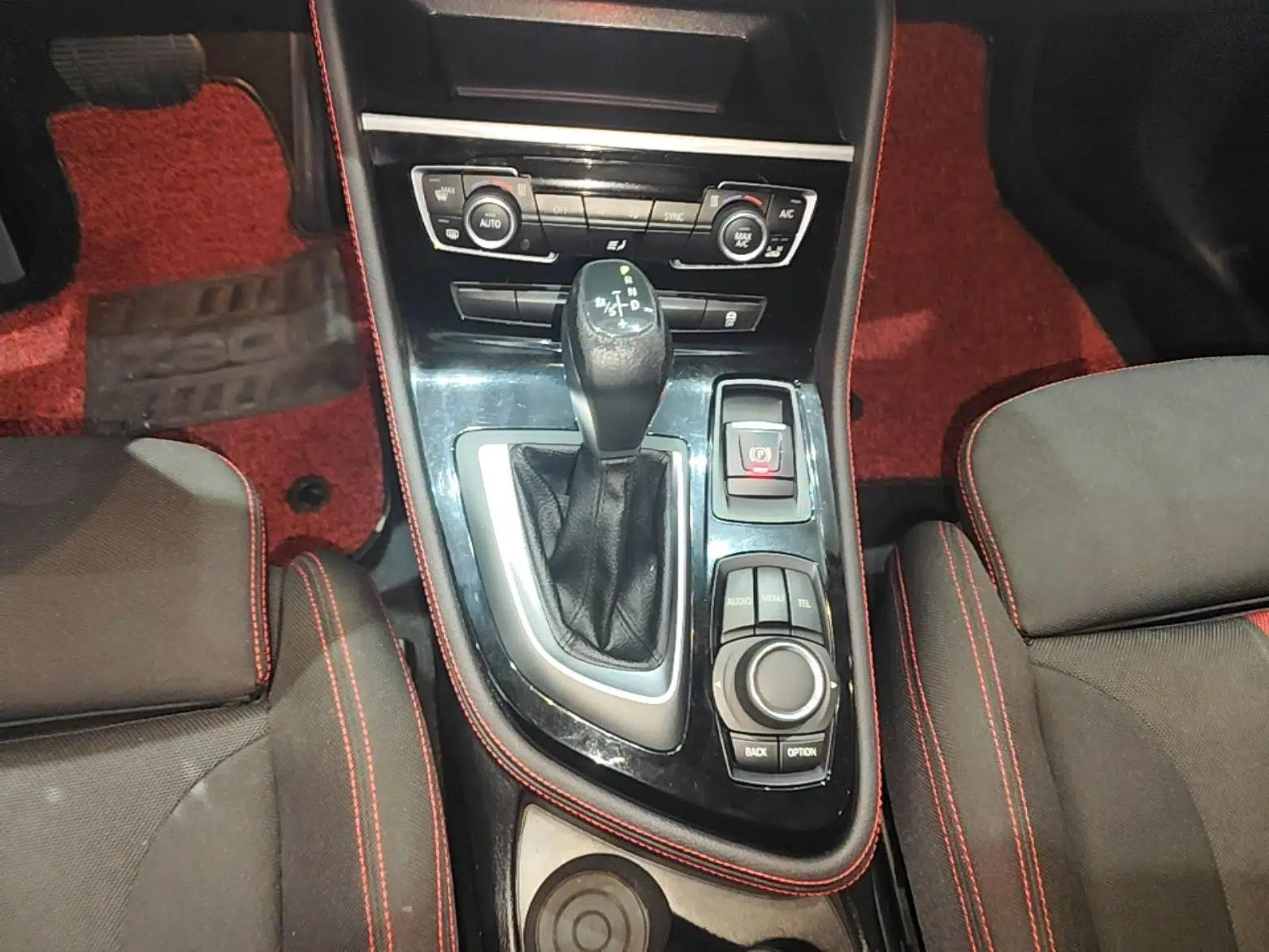 BMW 2 Series Gran Tourer 2015 218i Sports Design Package — миниатюра 16