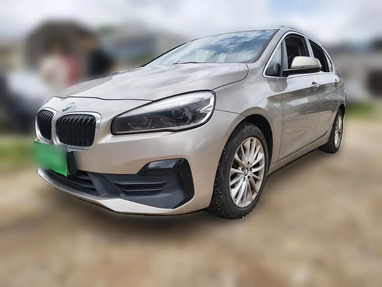 BMW 2 Series Active Tourer 2018 218i Leading Model — миниатюра 1