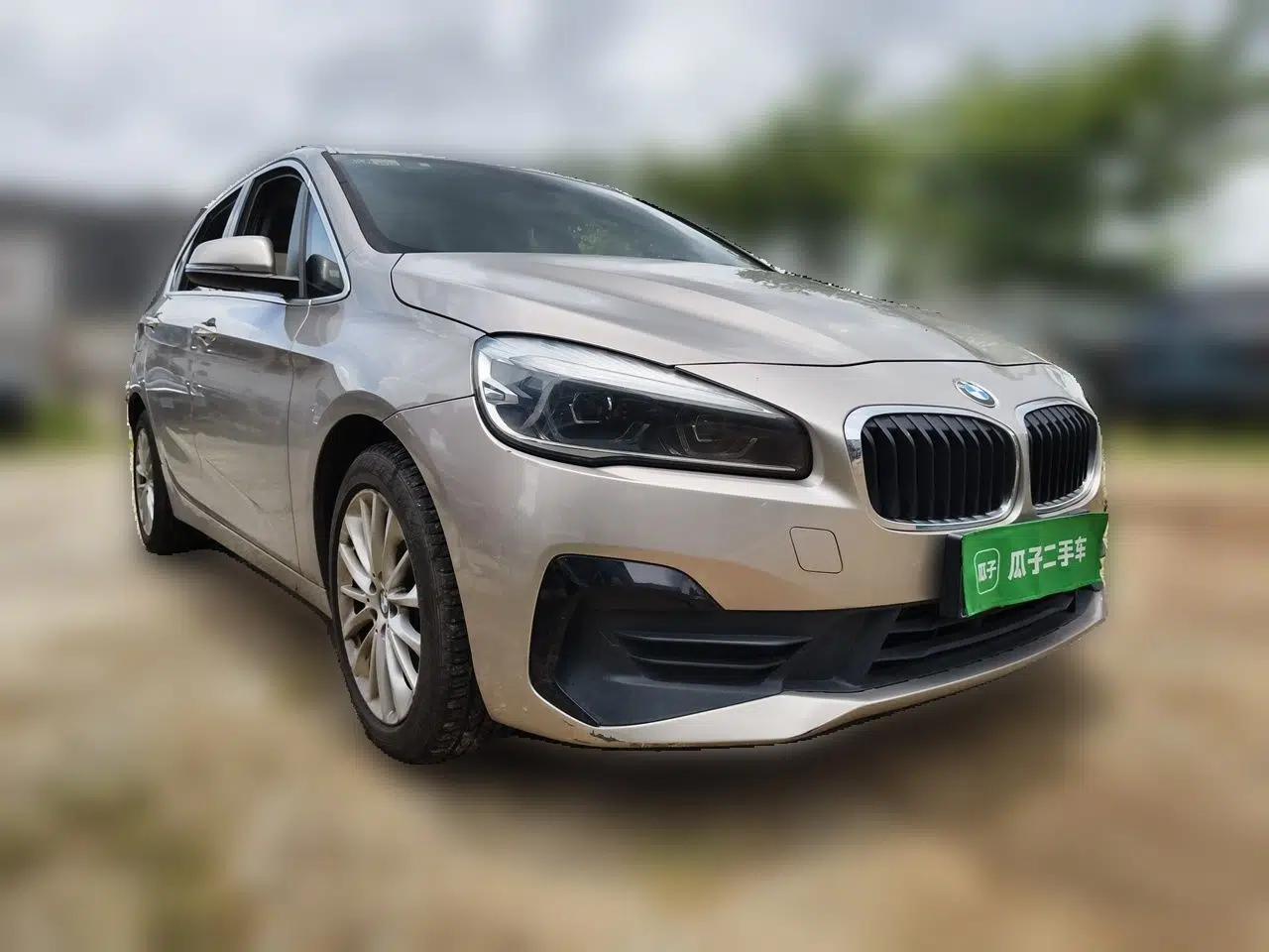 BMW 2 Series Active Tourer 2018 218i Leading Model — миниатюра 3