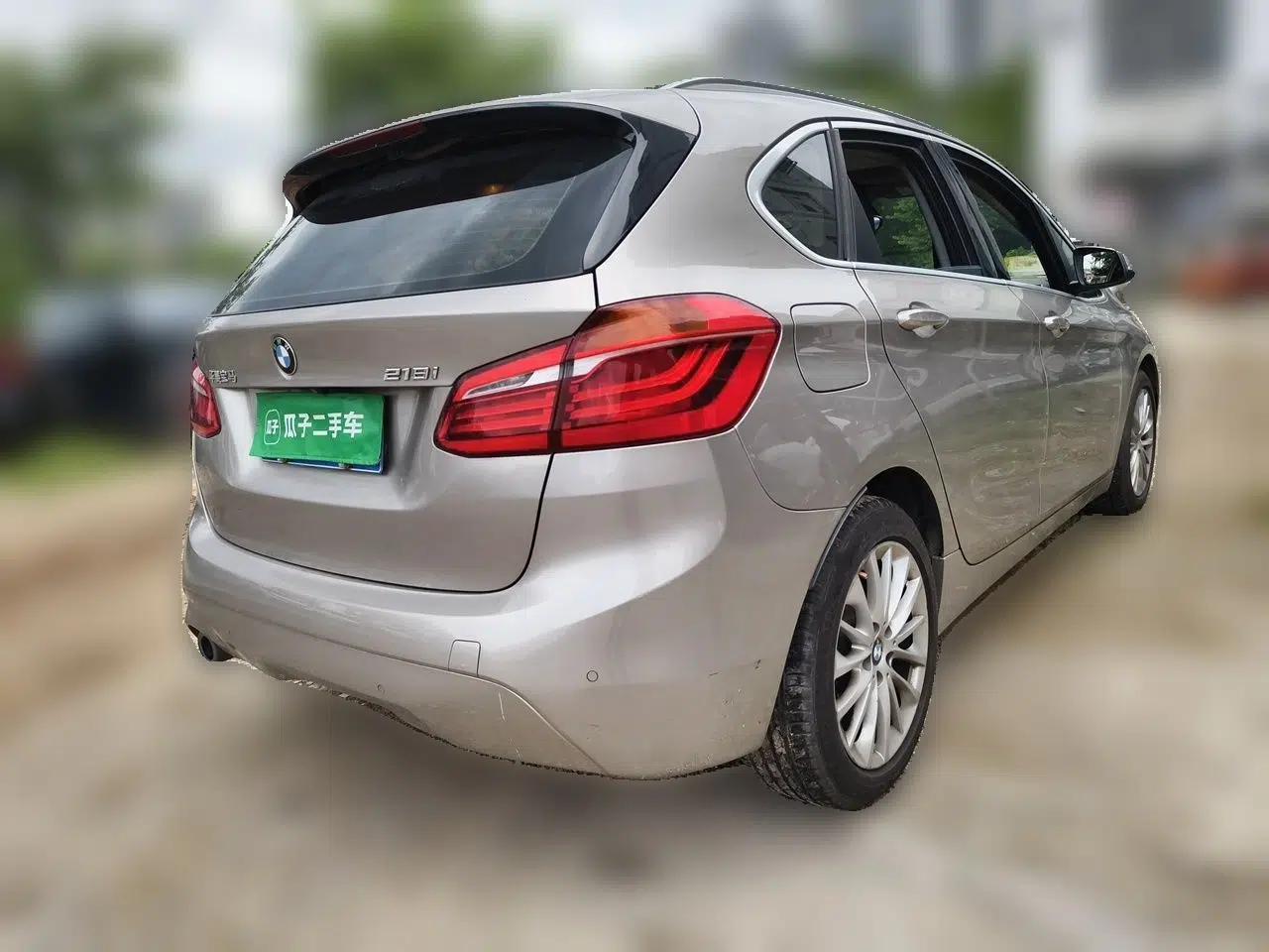 BMW 2 Series Active Tourer 2018 218i Leading Model — миниатюра 6
