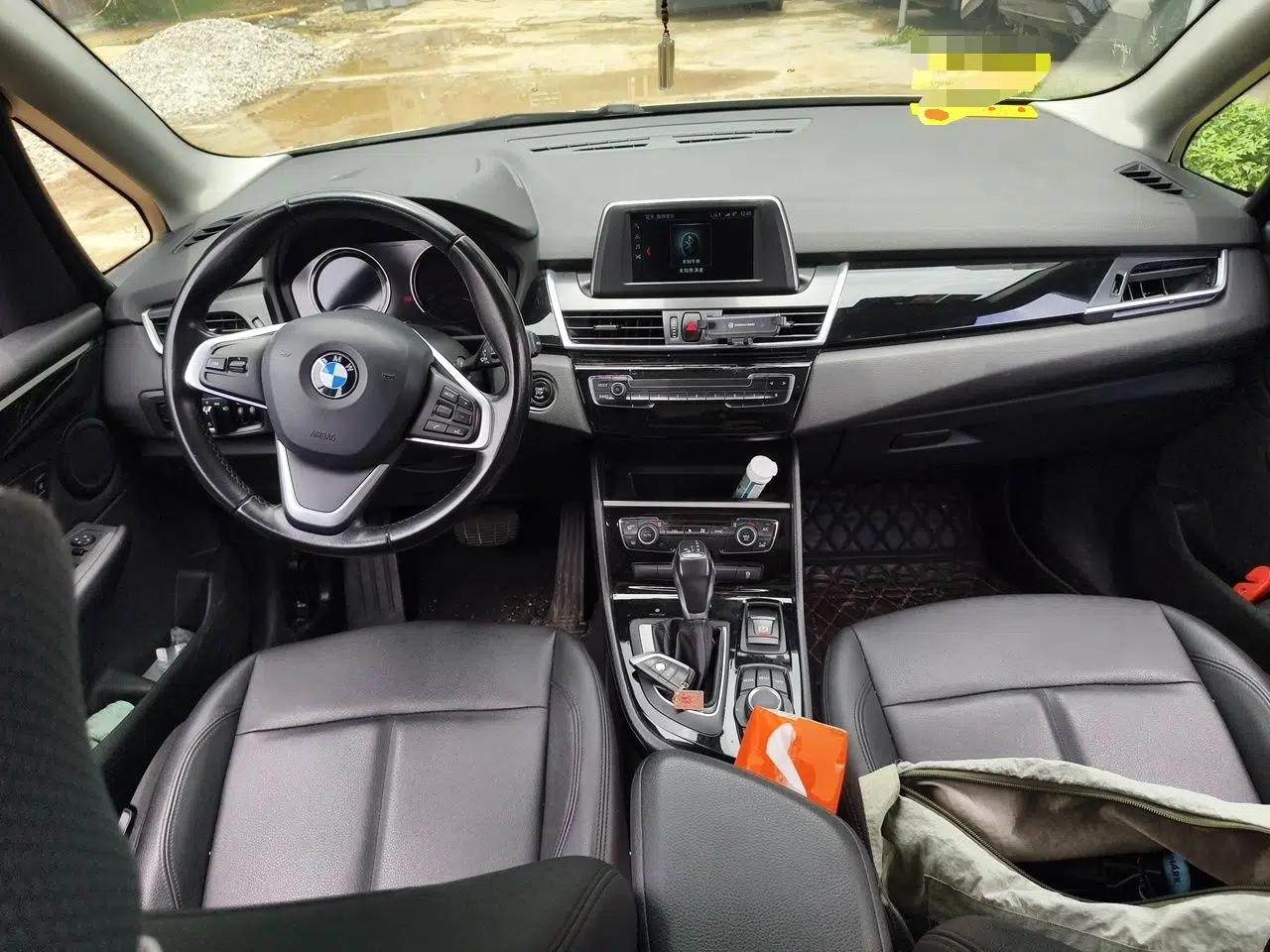 BMW 2 Series Active Tourer 2018 218i Leading Model — миниатюра 9
