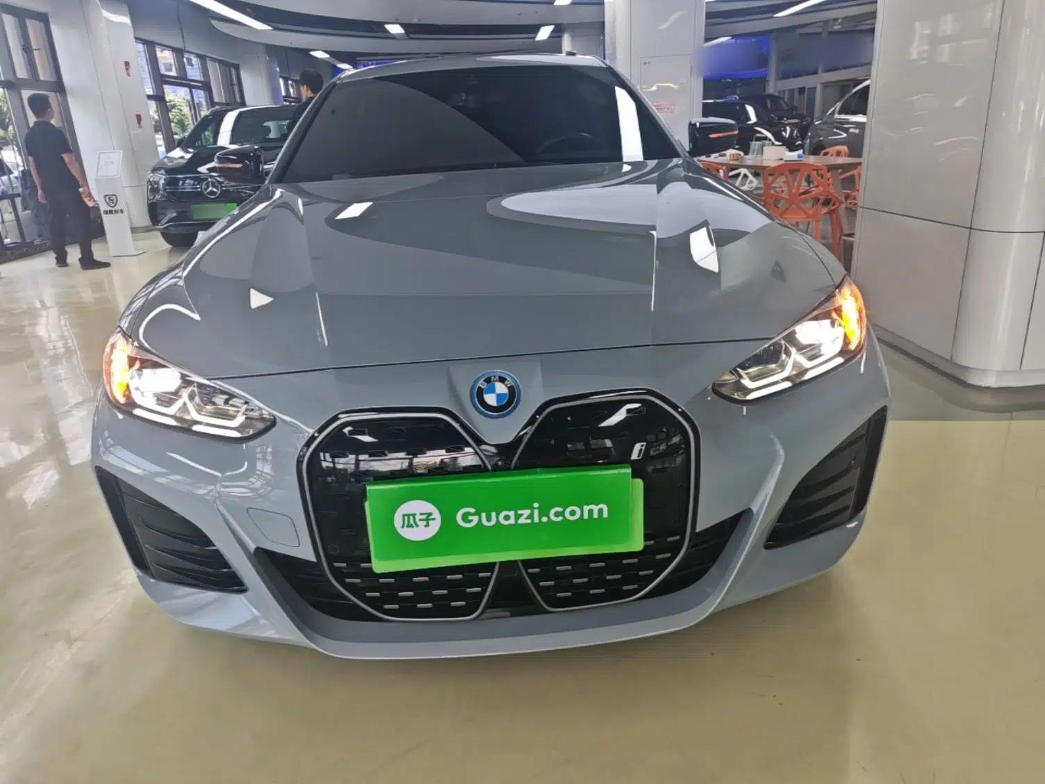 BMW i4 2022 eDrive40 — миниатюра 2