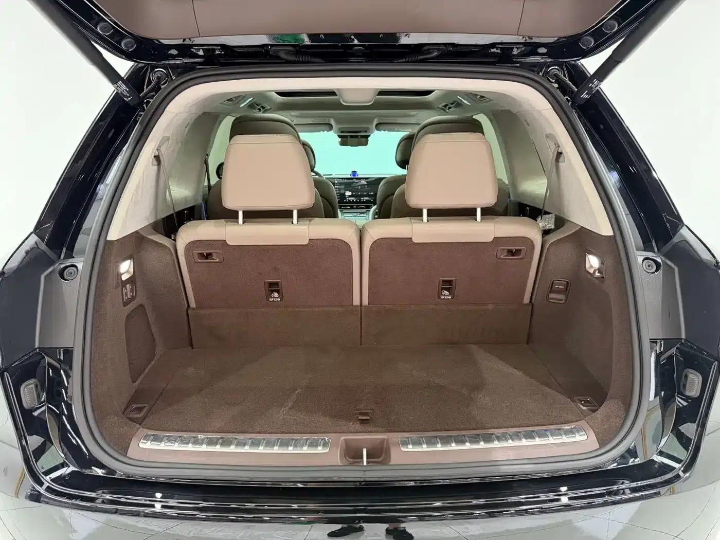 Wenjie M9 2024 Range Extended Ultra Edition 42kWh 6-Seater — миниатюра 11