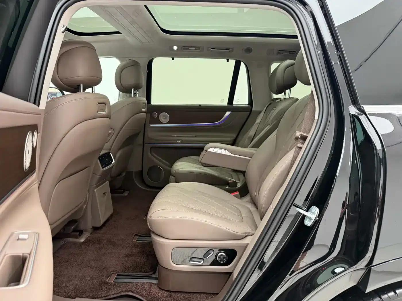 Wenjie M9 2024 Range Extended Ultra Edition 42kWh 6-Seater — миниатюра 14