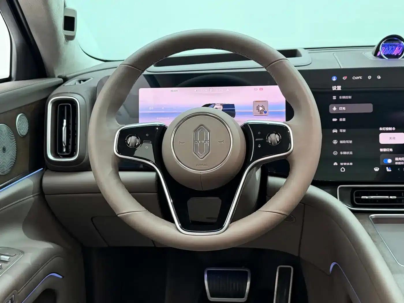 Wenjie M9 2024 Range Extended Ultra Edition 42kWh 6-Seater — миниатюра 24