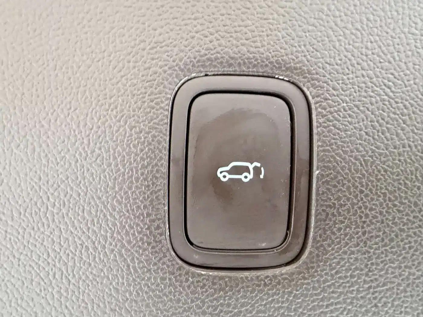 Wenjie M9 2024 Range Extended Ultra Edition 42kWh 6-Seater — миниатюра 25