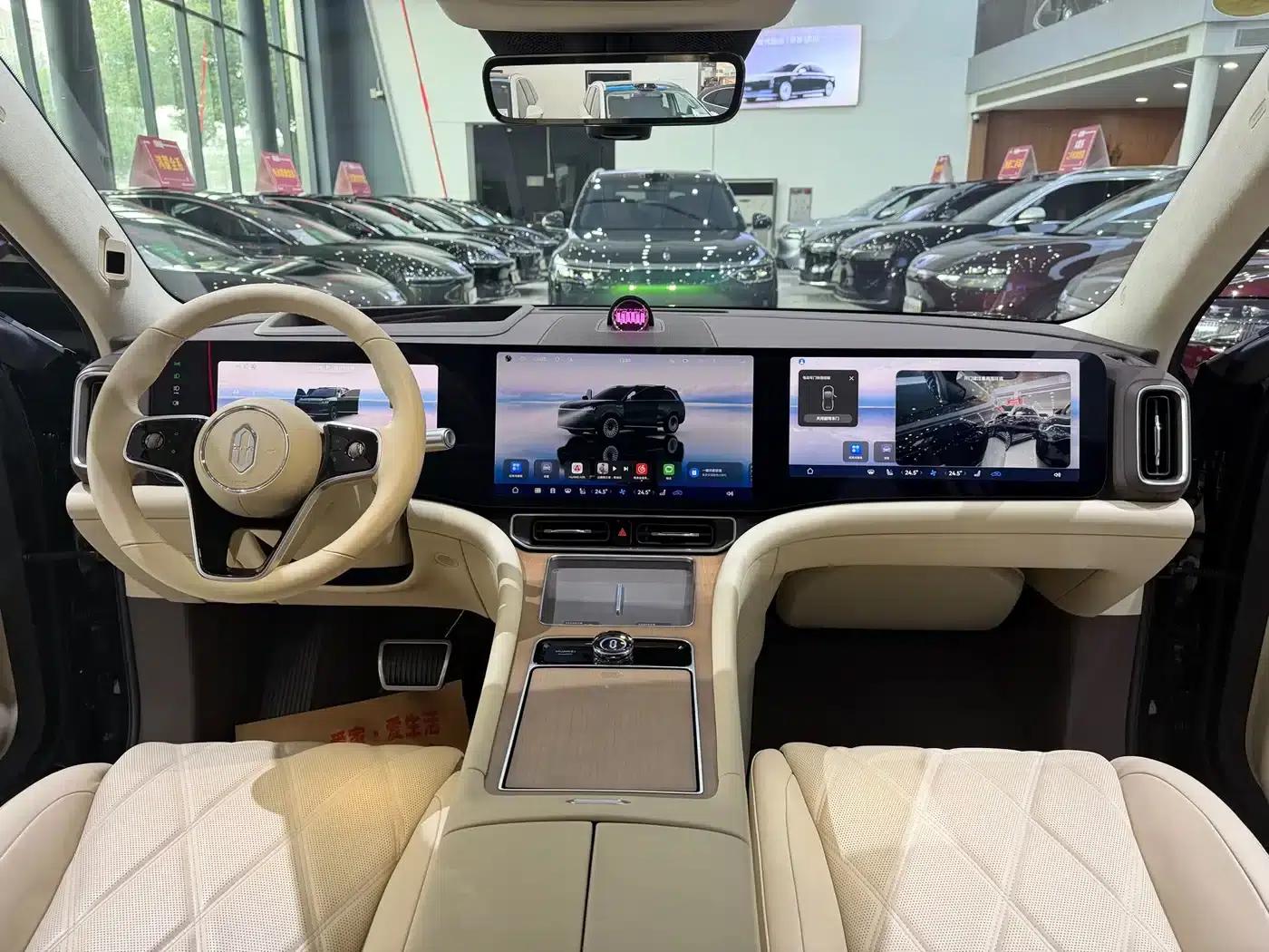 Wenjie M9 2025 Pure Electric Ultra Edition 100kWh 6-Seat Version (192-line LiDAR) — миниатюра 12
