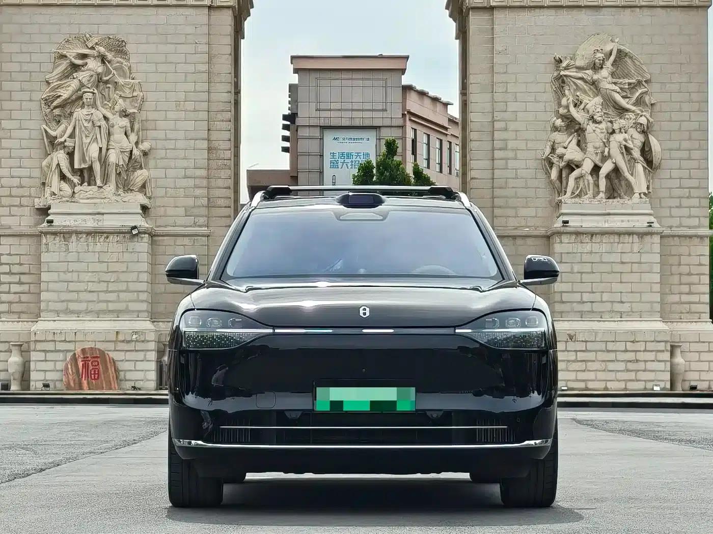 Wenjie M9 2024 Range Extended Ultra Edition 52kWh 6-Seater — миниатюра 2