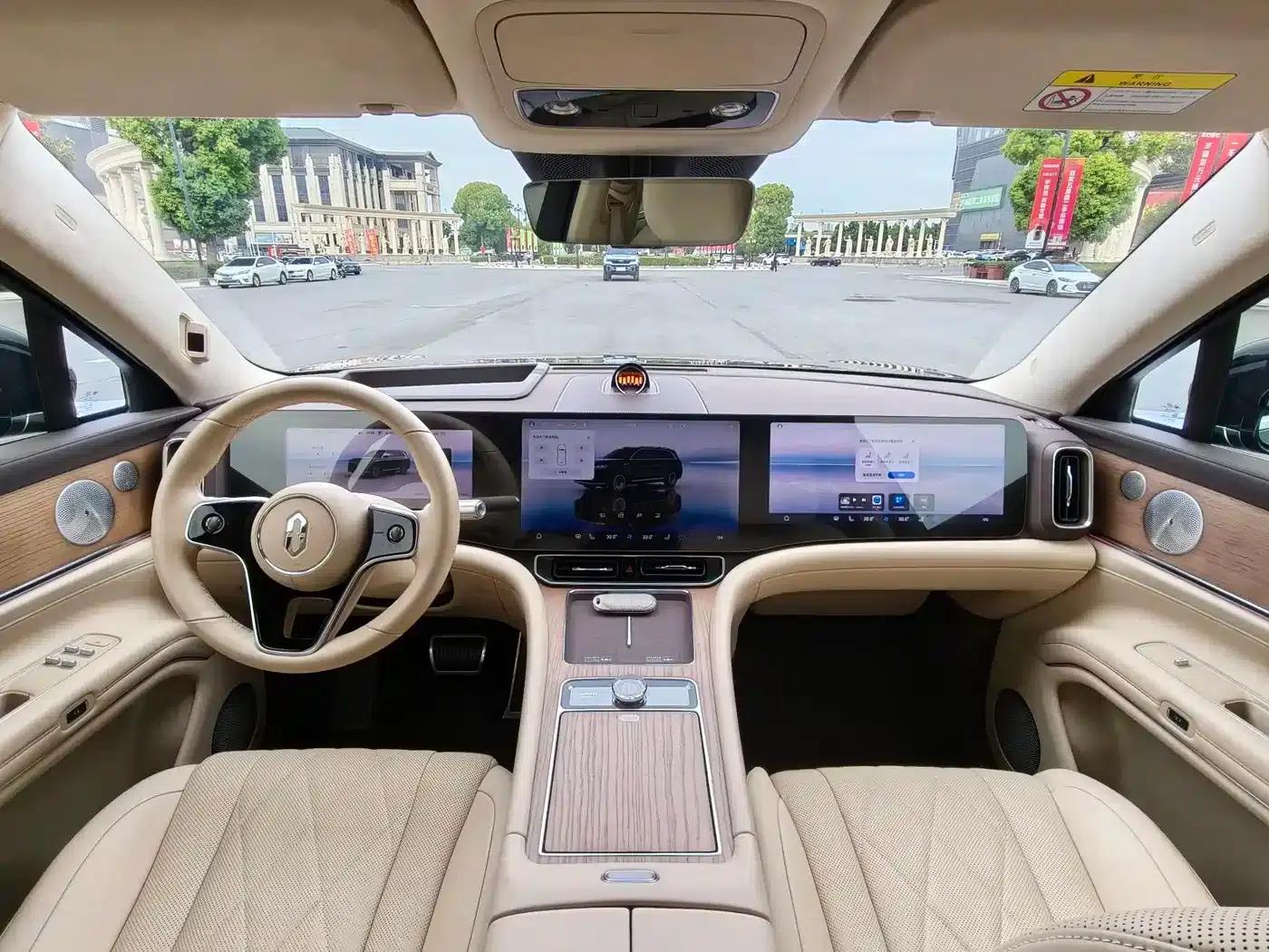 Wenjie M9 2024 Range Extended Ultra Edition 52kWh 6-Seater — миниатюра 17