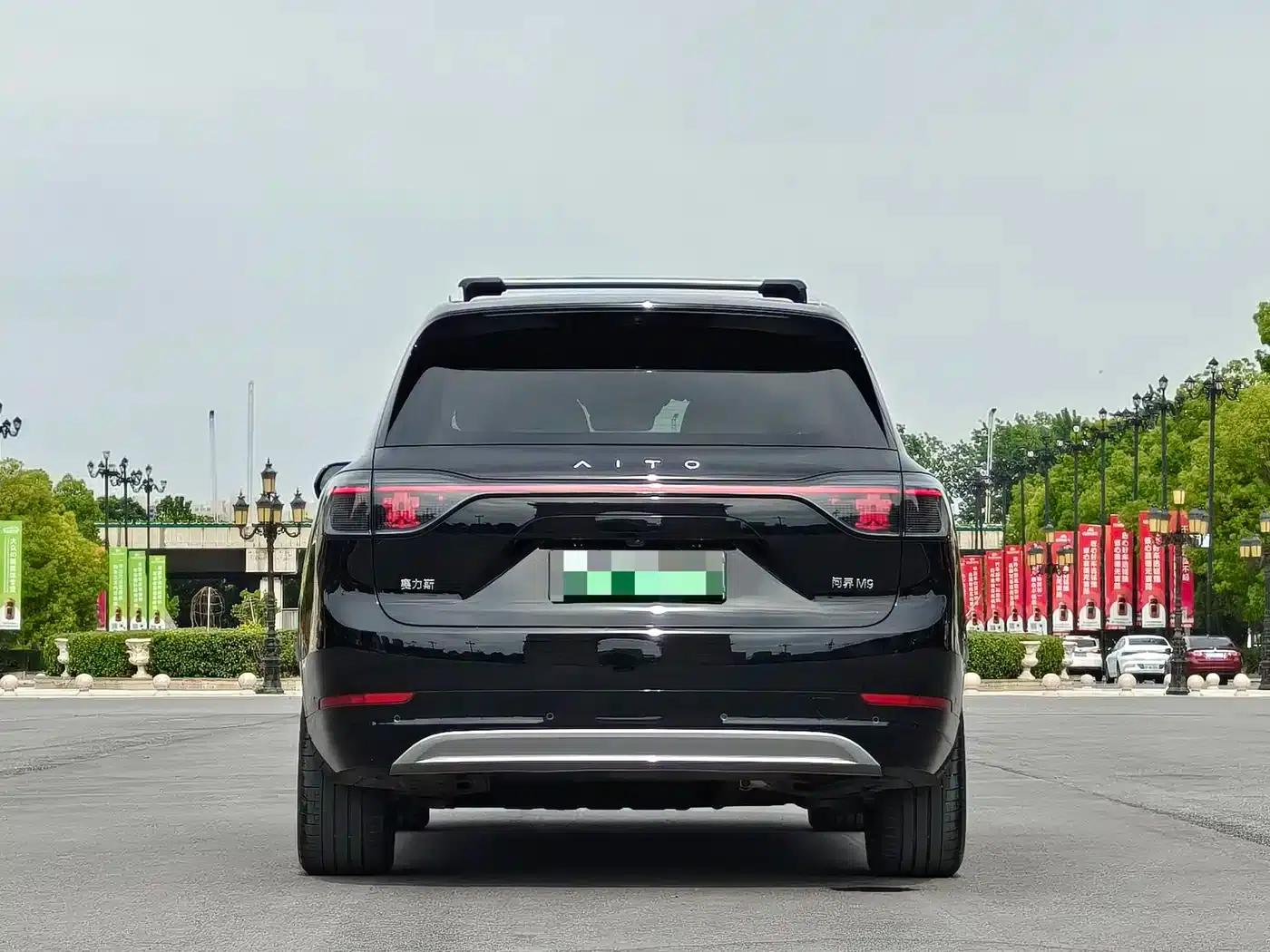 Wenjie M9 2024 Range Extended Ultra Edition 52kWh 6-Seater — миниатюра 7