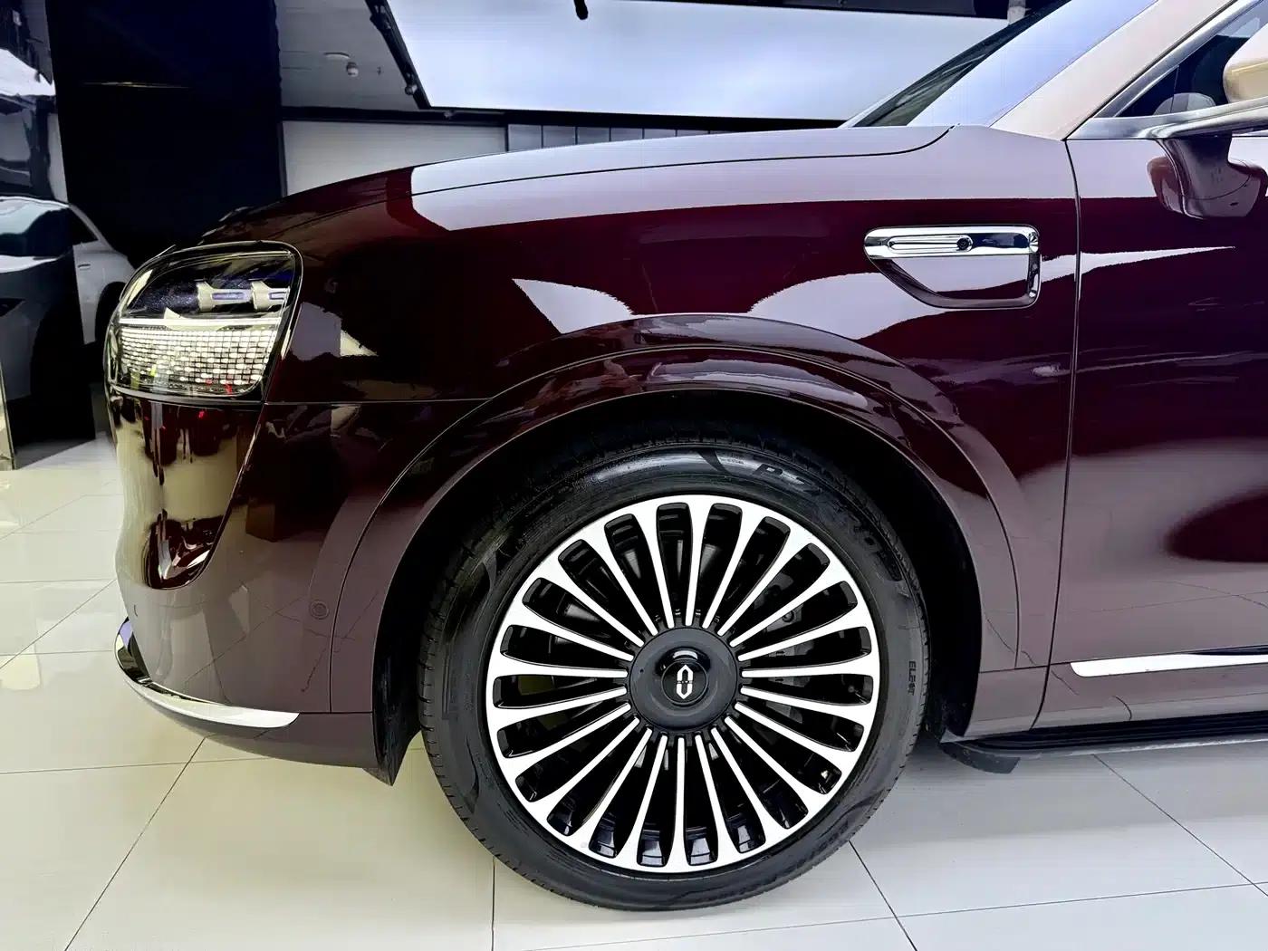 Wenjie M9 2025 Ultra Extended Range Edition (52kWh, 5-seater, 192-line LiDAR) — миниатюра 4