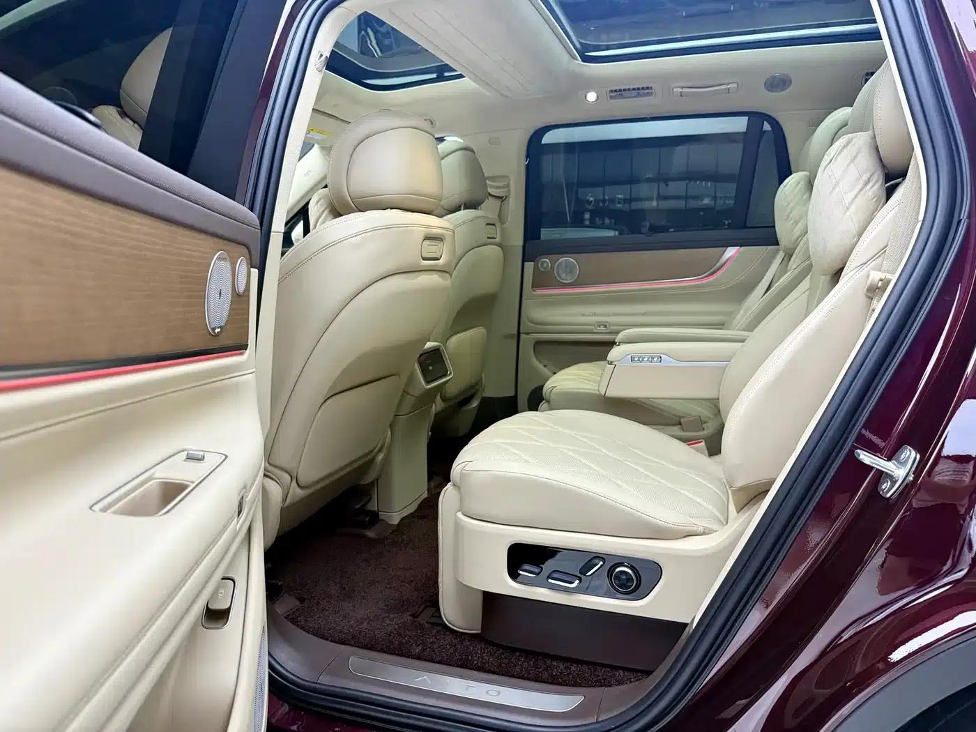 Wenjie M9 2025 Ultra Extended Range Edition (52kWh, 5-seater, 192-line LiDAR) — миниатюра 7