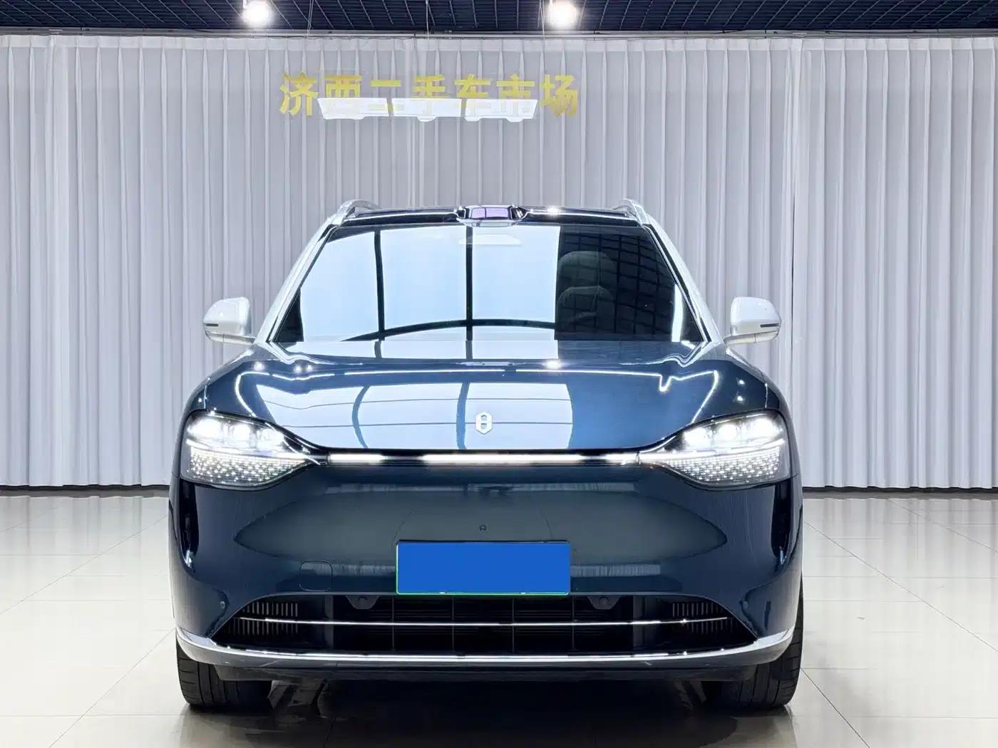 Wenjie M9 2024 Range Extended Max Edition 42kWh 6-Seater — миниатюра 2