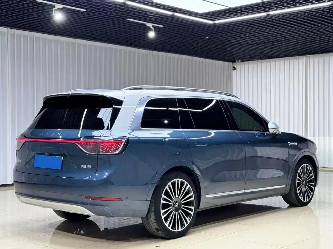Wenjie M9 2024 Range Extended Max Edition 42kWh 6-Seater — миниатюра 9