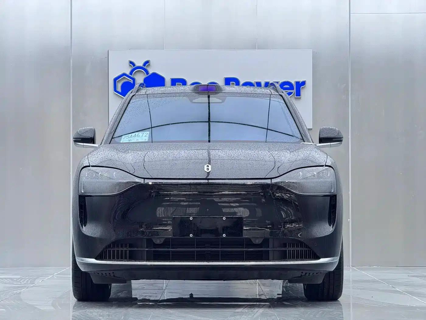 Wenjie M9 2024 Range Extended Max Edition 42kWh 6-Seater — миниатюра 2