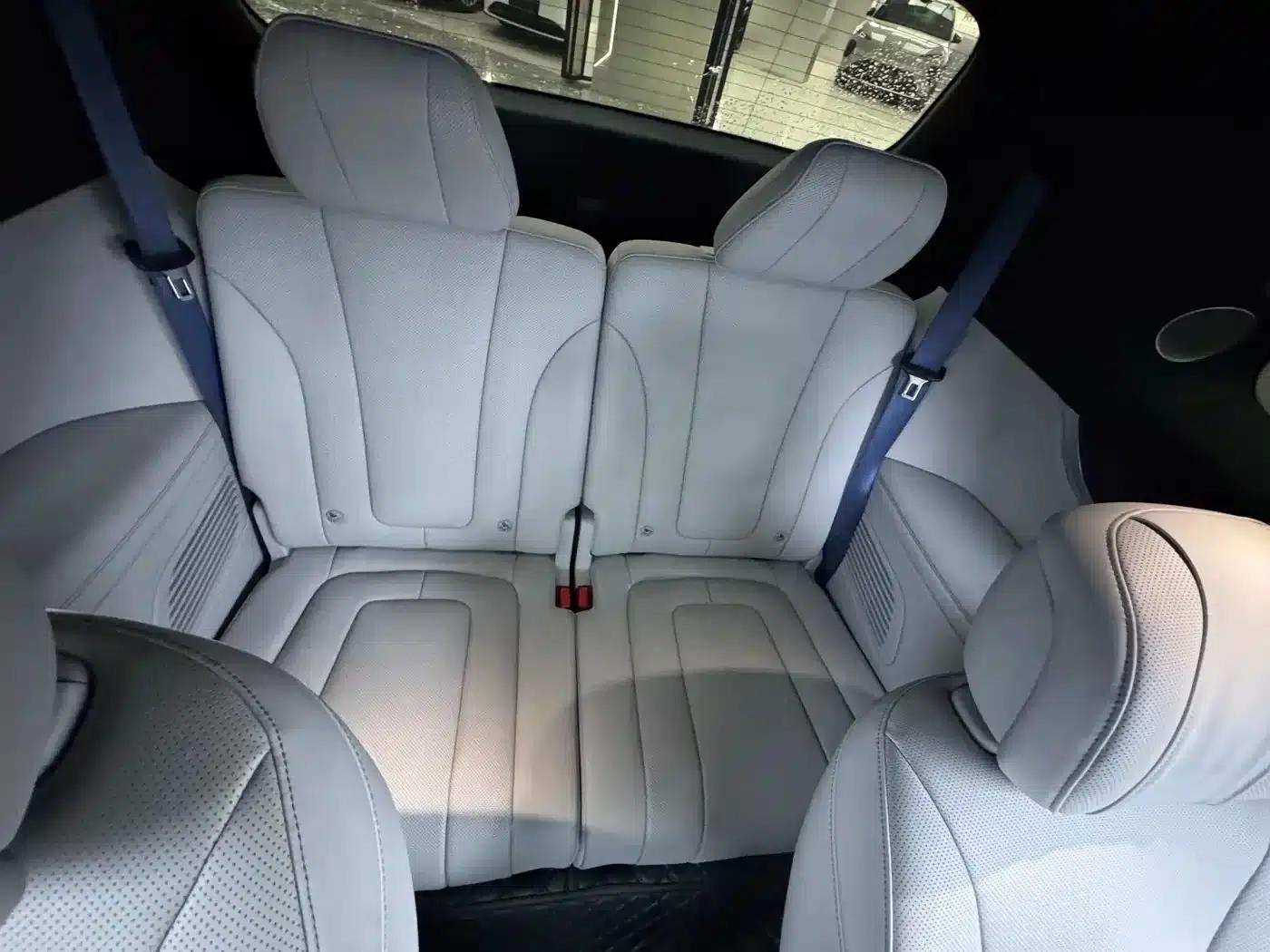 Wenjie M9 2024 Range Extended Max Edition 42kWh 6-Seater — миниатюра 25