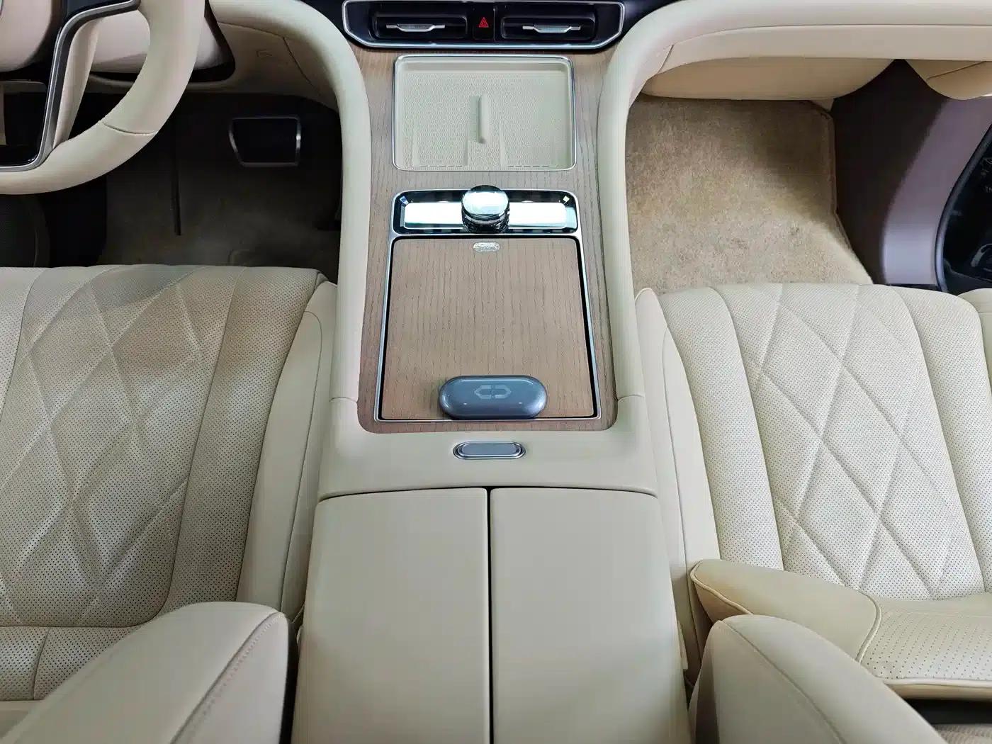 Wenjie M9 2024 Range Extended Ultra Edition 42kWh 6-Seater — миниатюра 22