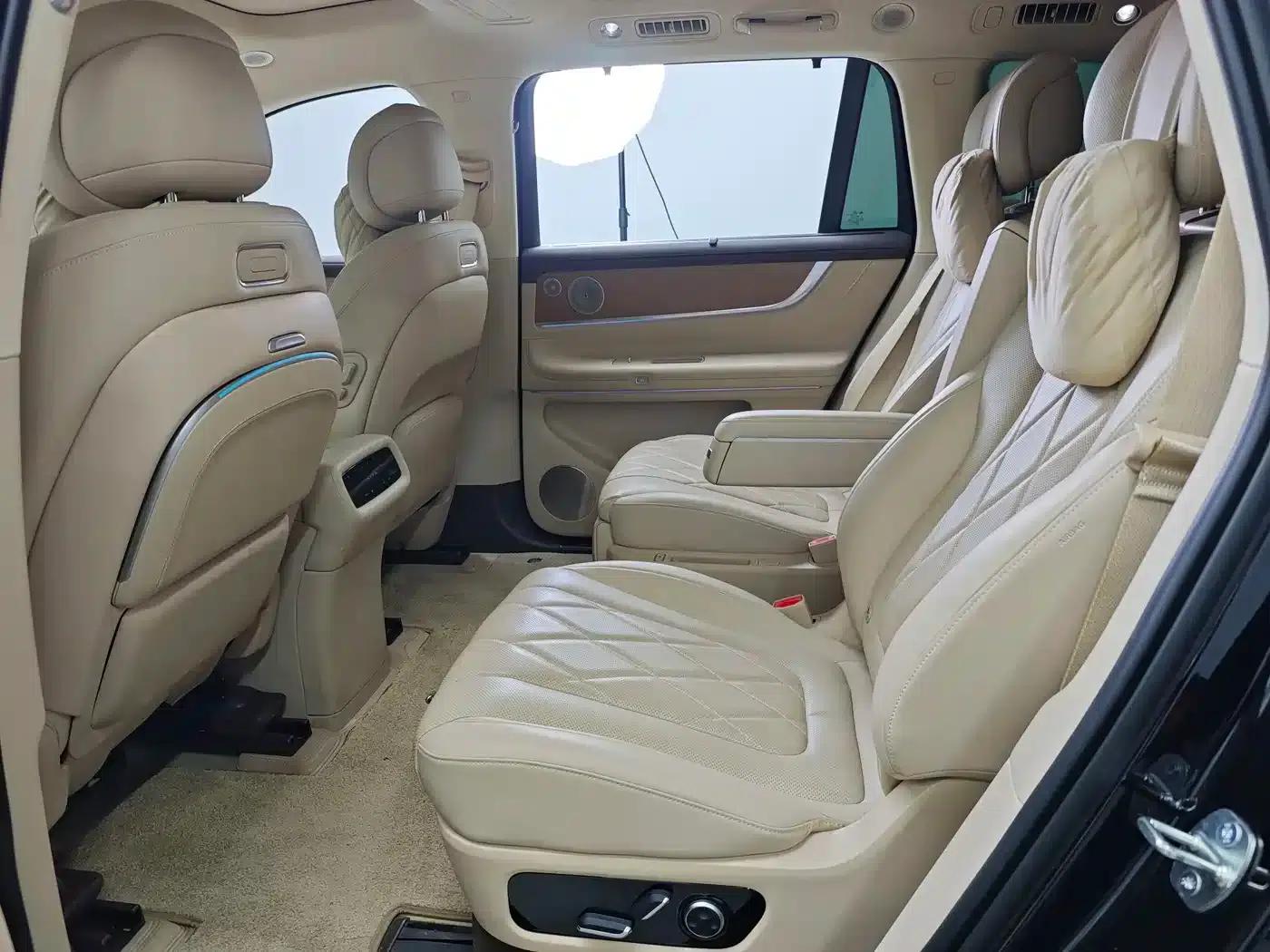 Wenjie M9 2024 Range Extended Ultra Edition 42kWh 6-Seater — миниатюра 57