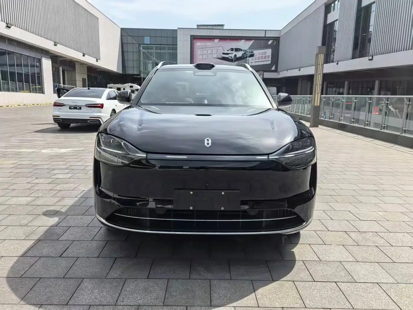 Wenjie M9 2024 Range Extended Max Edition 52kWh 6-Seater — миниатюра 2