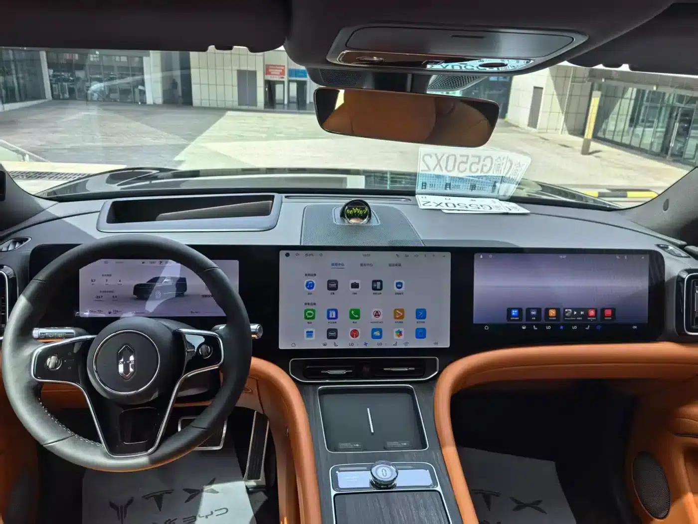 Wenjie M9 2024 Range Extended Max Edition 52kWh 6-Seater — миниатюра 6