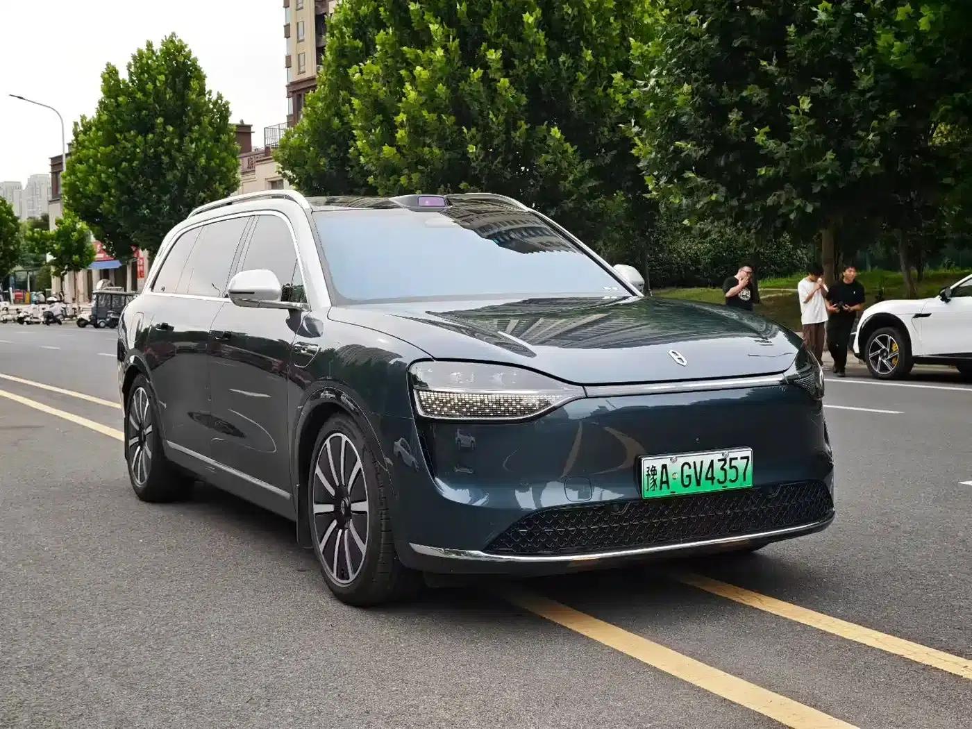 Wenjie M9 2024 Range Extended Ultra Edition 42kWh 6-Seater — миниатюра 3