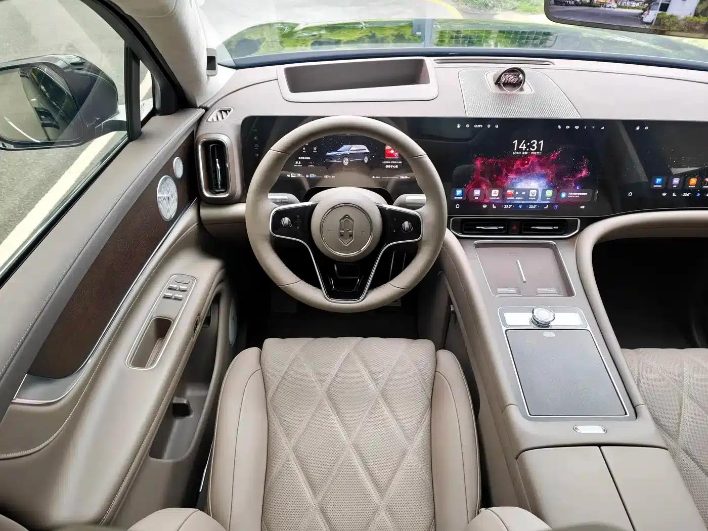 Wenjie M9 2025 Extended Range Max Edition (52kWh, 6-seater, 192-line LiDAR) — миниатюра 12