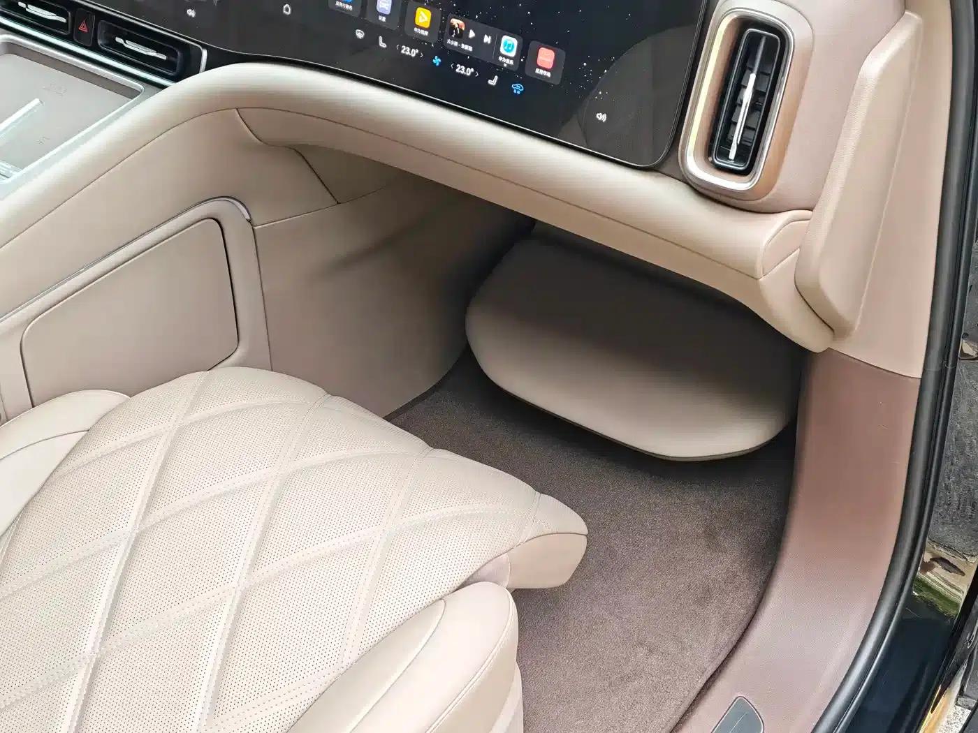 Wenjie M9 2025 Extended Range Max Edition (52kWh, 6-seater, 192-line LiDAR) — миниатюра 18