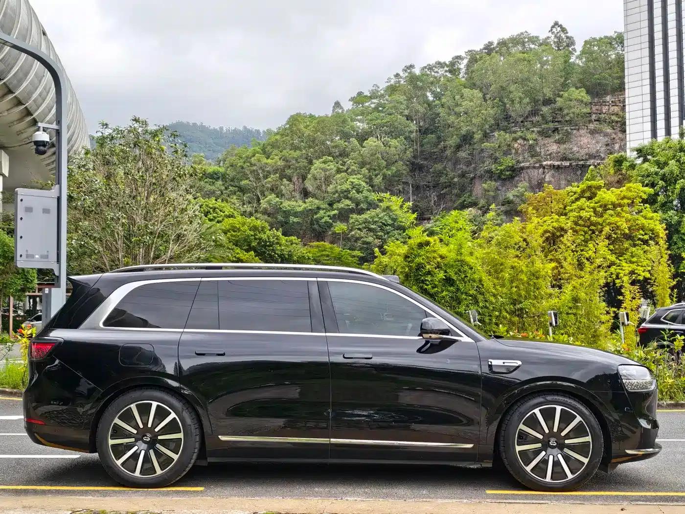 Wenjie M9 2025 Extended Range Max Edition (52kWh, 6-seater, 192-line LiDAR) — миниатюра 4