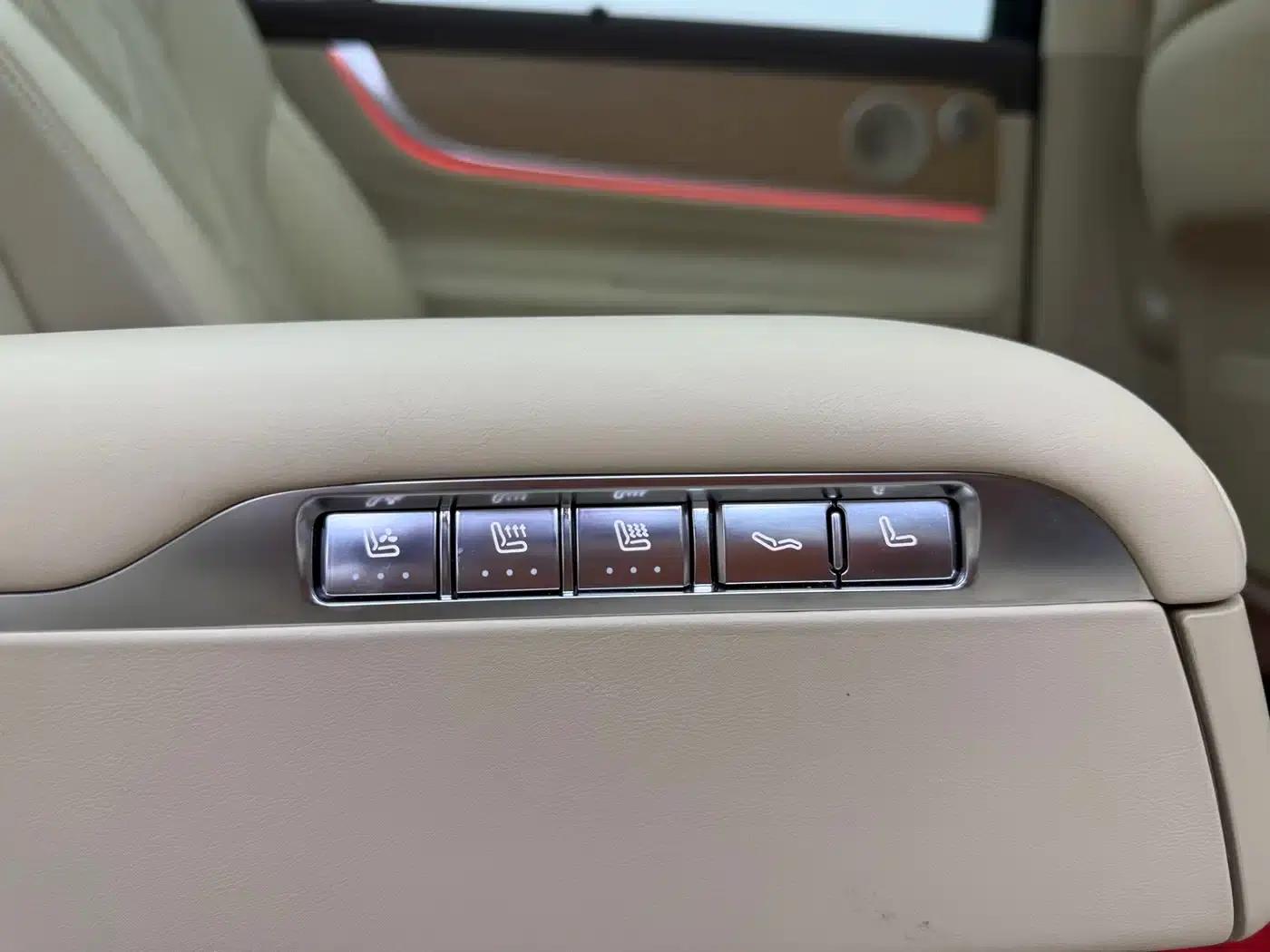 Wenjie M9 2024 Range Extended Ultra Edition 42kWh 6-Seater — миниатюра 20