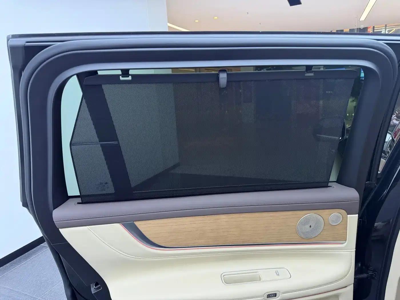 Wenjie M9 2024 Range Extended Ultra Edition 42kWh 6-Seater — миниатюра 23