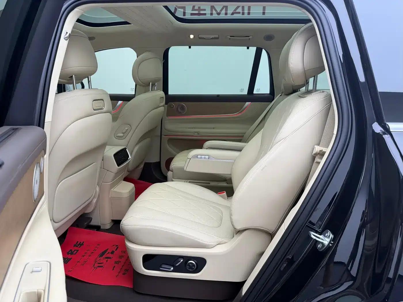 Wenjie M9 2024 Range Extended Ultra Edition 42kWh 6-Seater — миниатюра 9