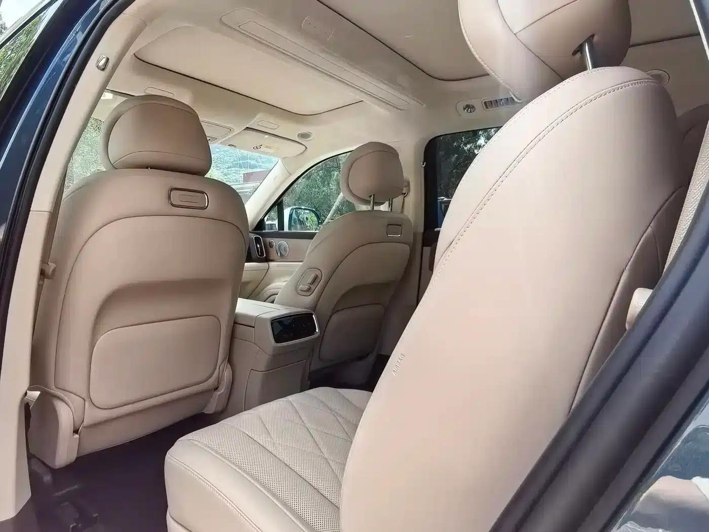 Wenjie M9 2024 Range Extended Ultra Edition 42kWh 6-Seater — миниатюра 14