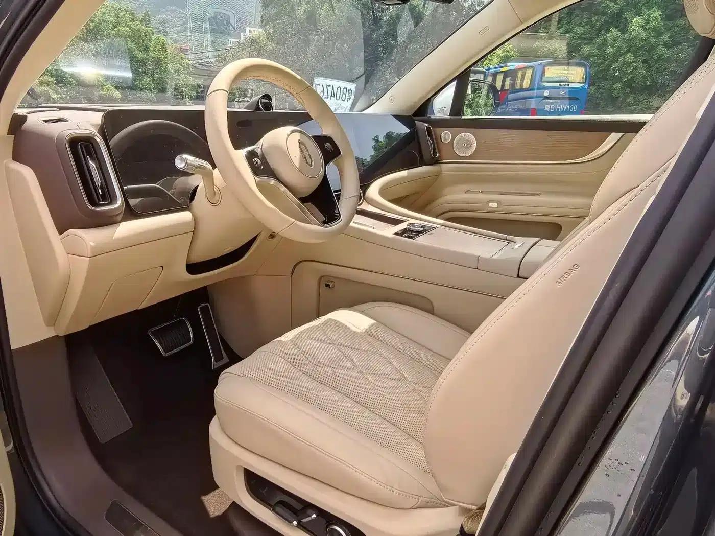 Wenjie M9 2024 Range Extended Ultra Edition 42kWh 6-Seater — миниатюра 9