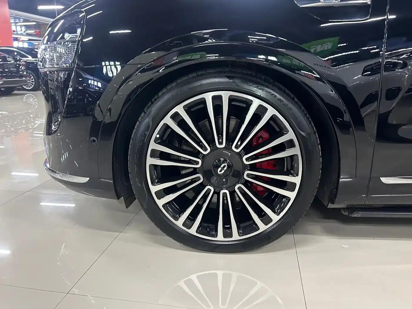 Wenjie M9 2024 Range Extended Ultra Edition 52kWh 6-Seater — миниатюра 14