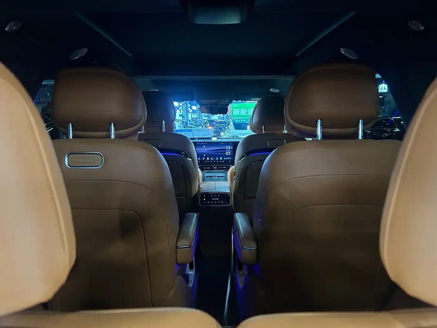 Wenjie M9 2024 Range Extended Ultra Edition 52kWh 6-Seater — миниатюра 35
