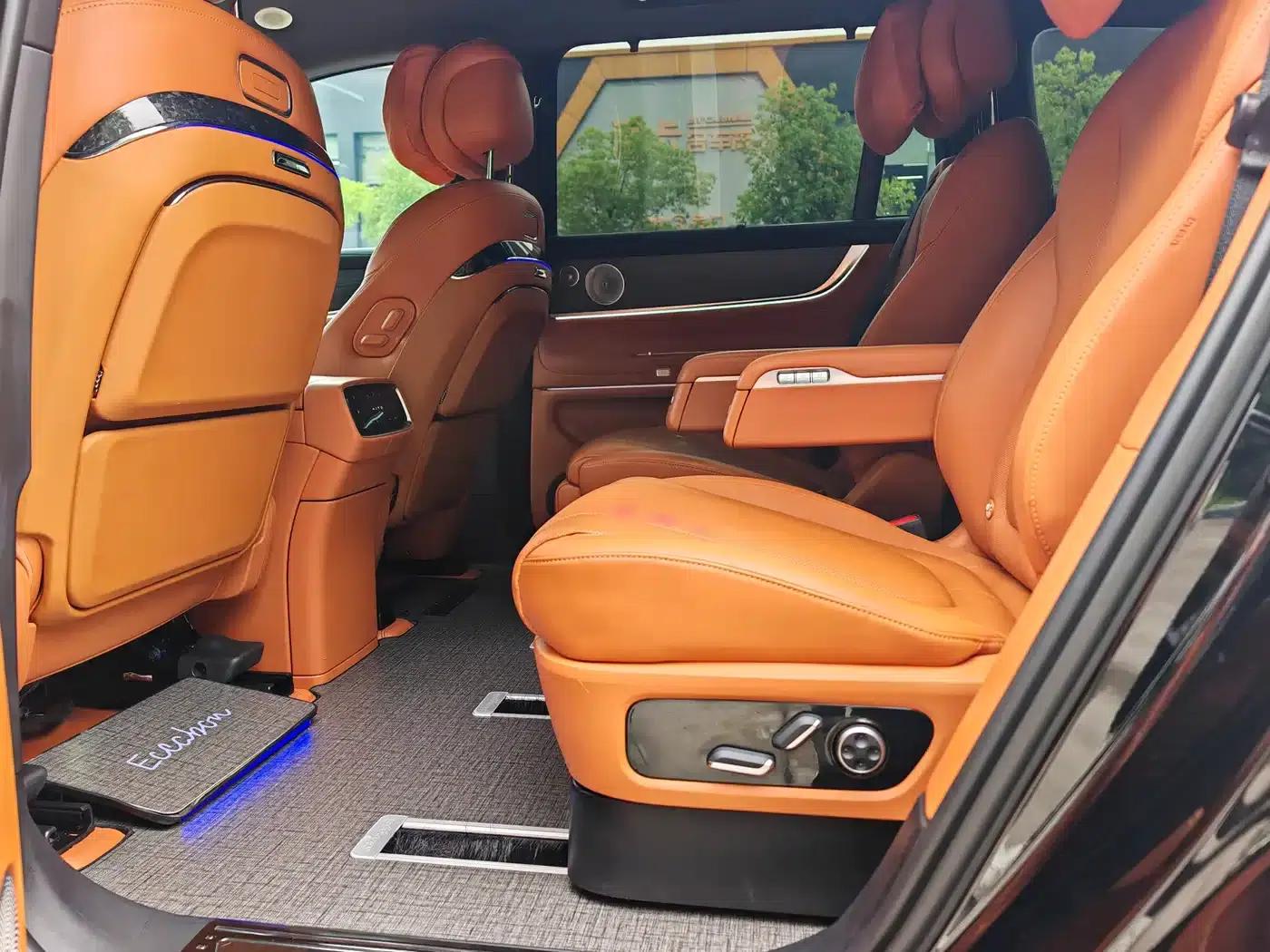 Wenjie M9 2024 Range Extended Ultra Edition 52kWh 6-Seater — миниатюра 8