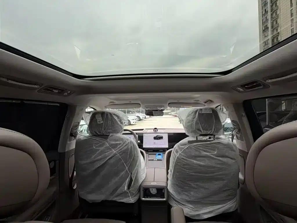 Wenjie M9 2025 Extended Range Max Edition 52kWh 6-Seat Version (896-line LiDAR) — миниатюра 14
