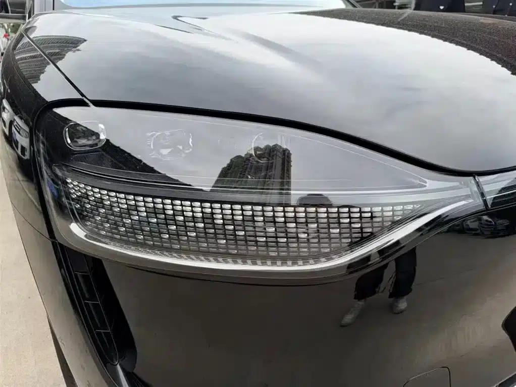 Wenjie M9 2025 Extended Range Max Edition 52kWh 6-Seat Version (896-line LiDAR) — миниатюра 20