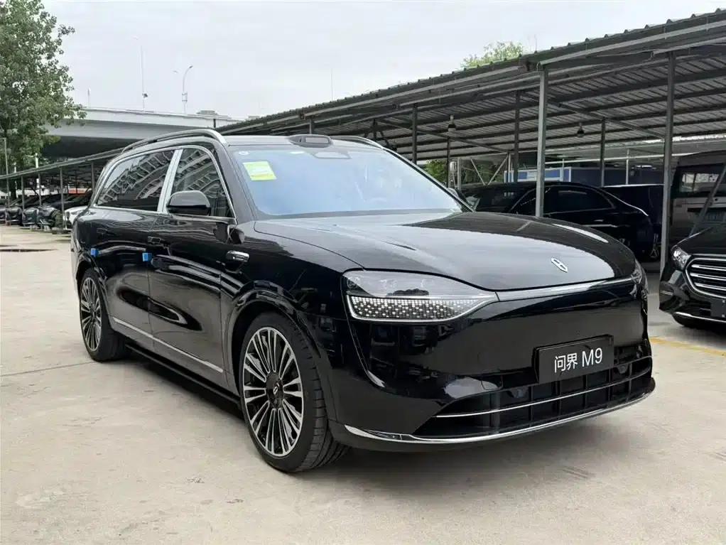 Wenjie M9 2025 Extended Range Max Edition 52kWh 6-Seat Version (896-line LiDAR) — миниатюра 3