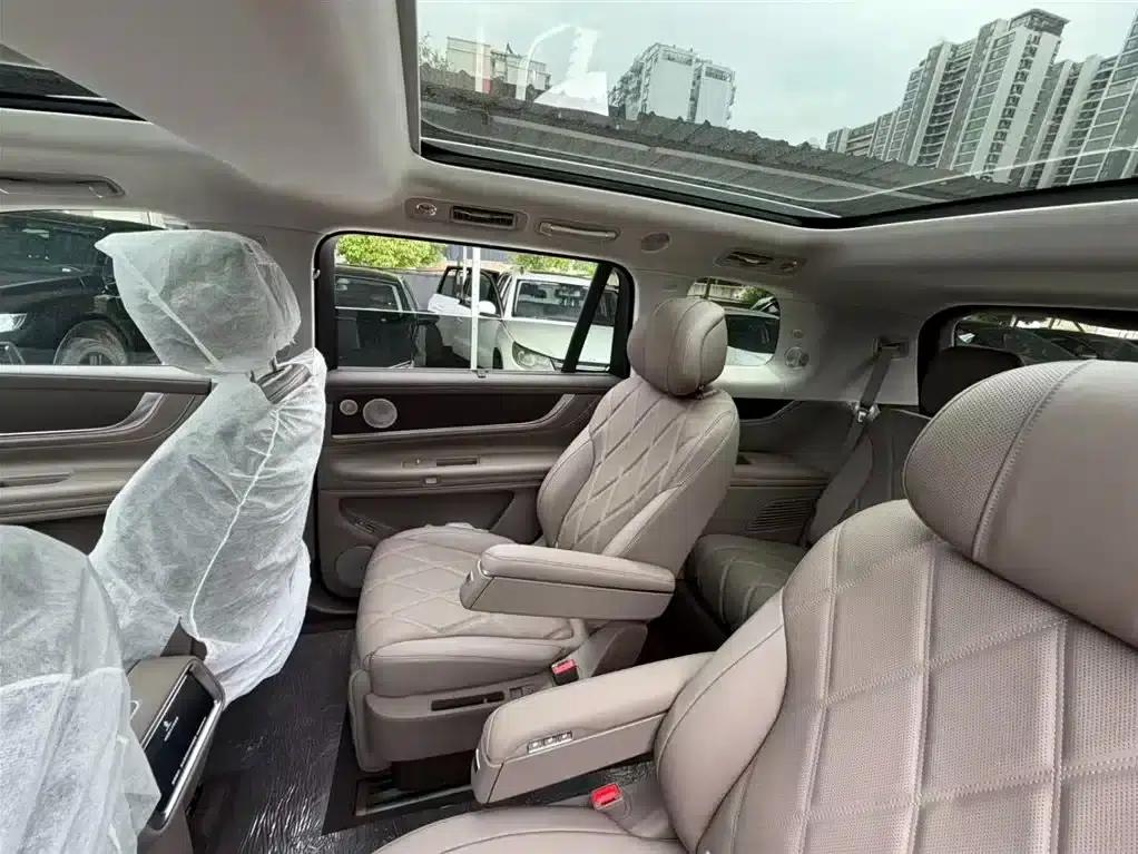 Wenjie M9 2025 Extended Range Max Edition 52kWh 6-Seat Version (896-line LiDAR) — миниатюра 26