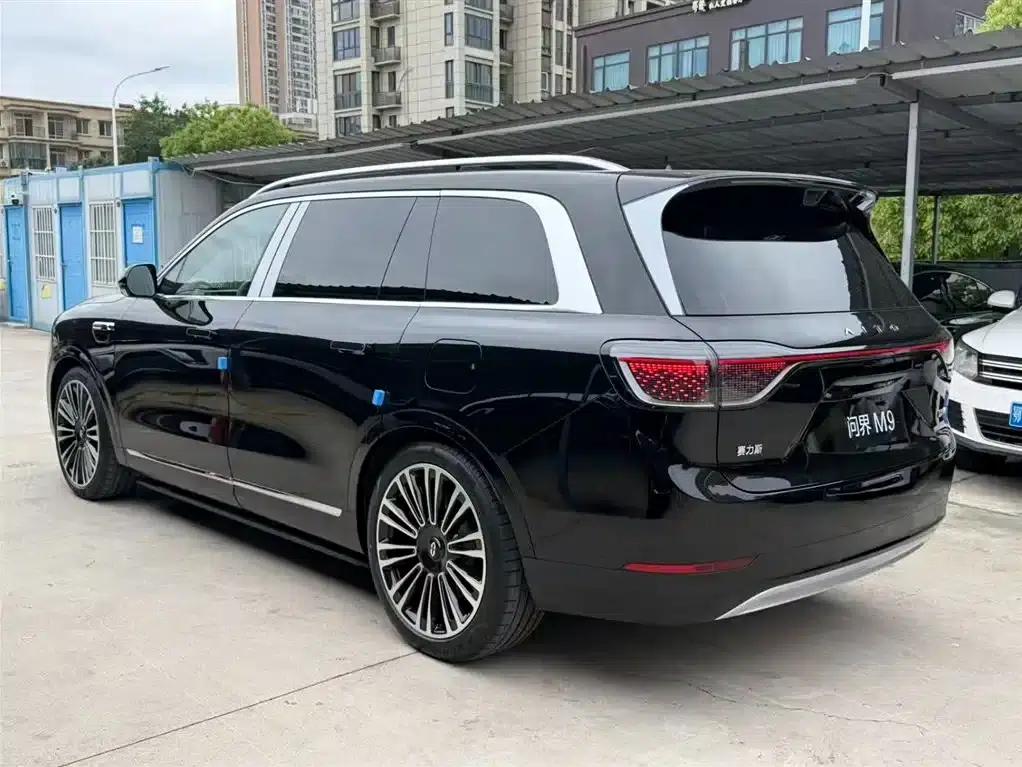 Wenjie M9 2025 Extended Range Max Edition 52kWh 6-Seat Version (896-line LiDAR) — миниатюра 7