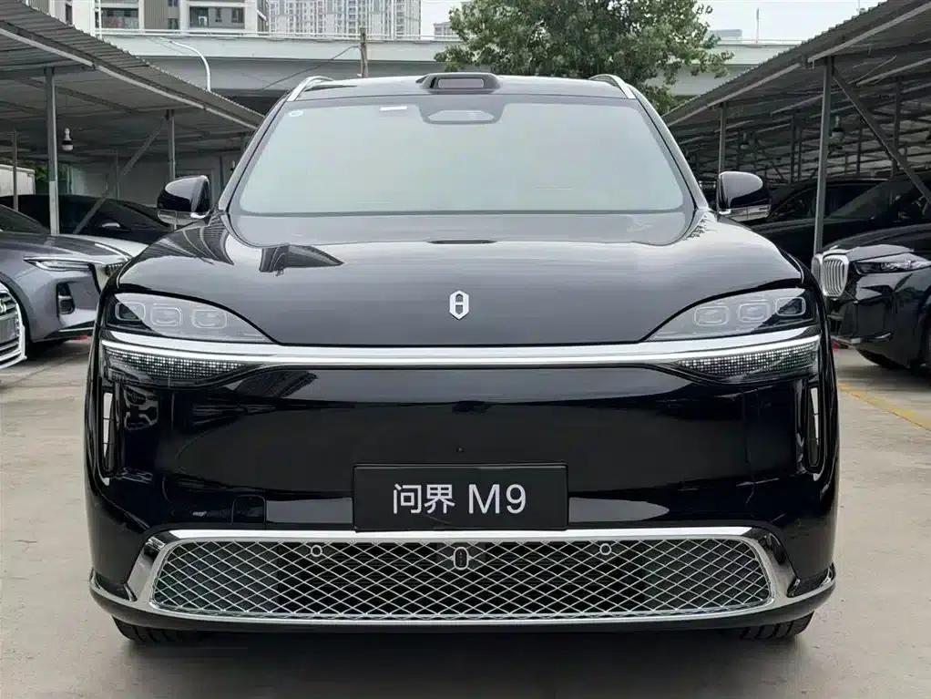 Wenjie M9 2026 Model Extended Range Max+ 6-Seater — миниатюра 2